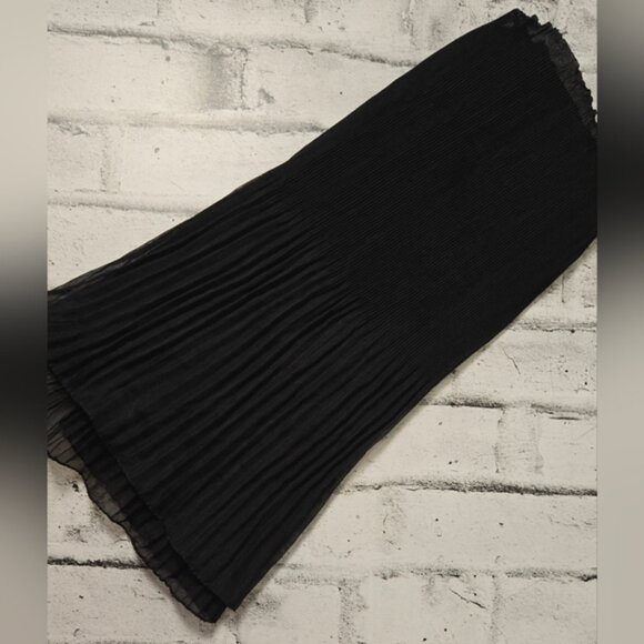 Le Château Black Pleated Chiffon Scarf – Elegant Lightweight Evening Wrap - Picture 5 of 9